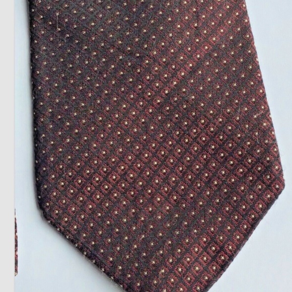 Calvin Klein classy maroon colour all silk Tie made in USA 🇺🇸 - Picture 5 of 7